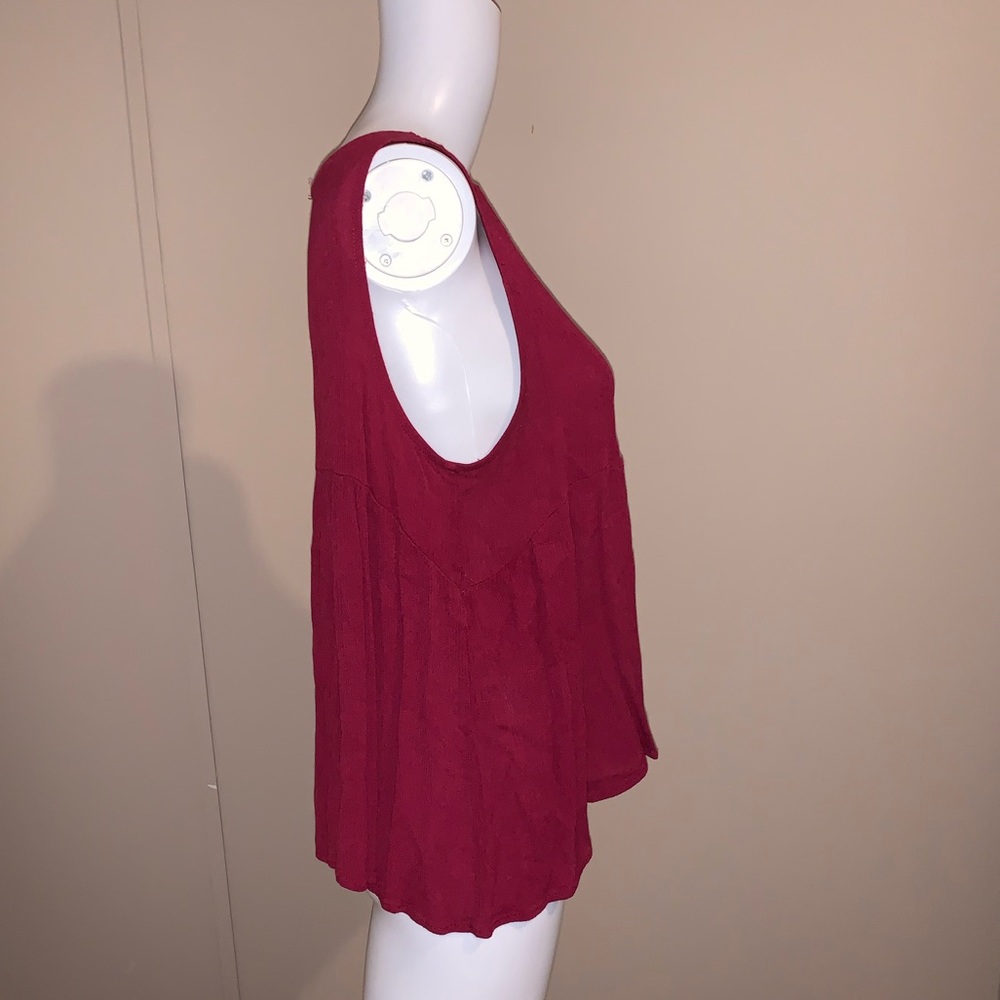 Fun Summer Top! - Picture 2 of 5